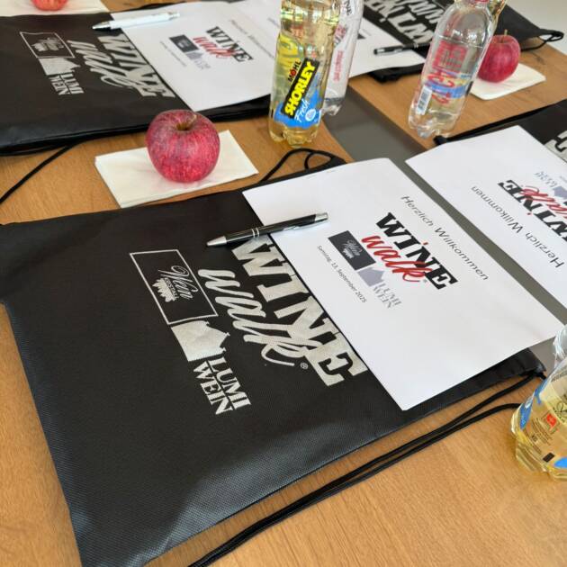 aab4f15f-f12d-4da1-9883-af353e941bb4